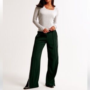 Abercrombie and Fitch Green Track Pants Xl Short petite